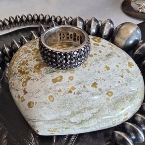 ✨Elegant Genuine Black Spinal and STERLING Silver Ring SIZE 7.5✨